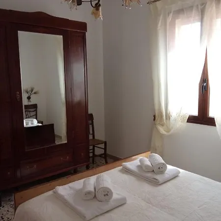 Casa Vacanze Florio 펜션
